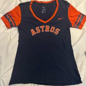 Woman’s Nike Houston Astros Shirt
